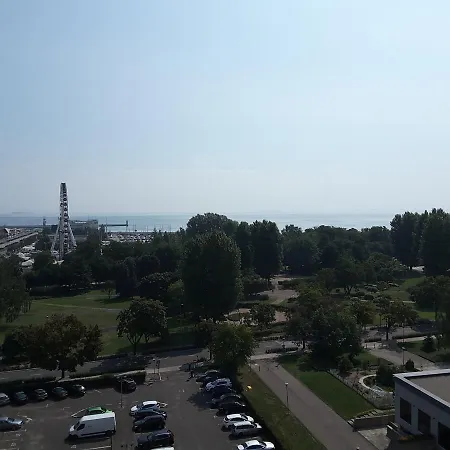 Sloneczny Skwer 13 Apartman